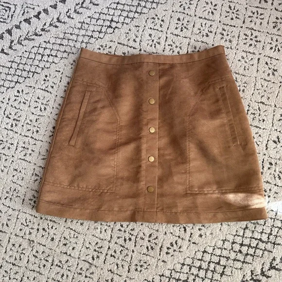 H&M Brown Button-Front Mini Skirt - Picture 1 of 5